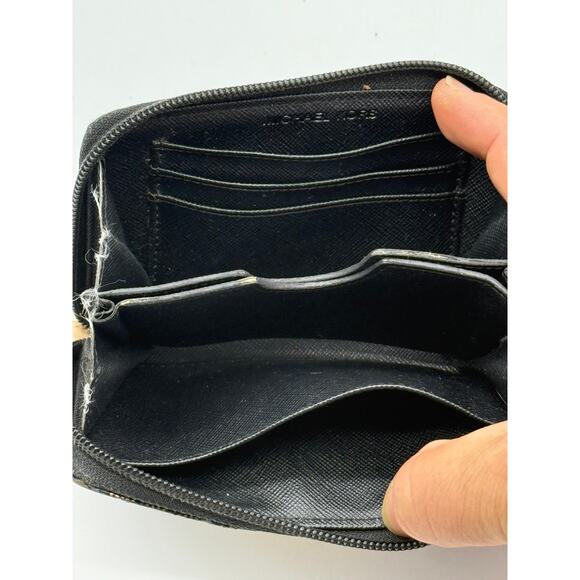 Michael Kors Metallic Black Patent Leather Wallet Wristlet*Great Condition - Picture 6 of 8